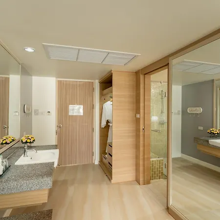The Briza Beach Resort, Khao Lak Sha Extra Plus Exterior photo